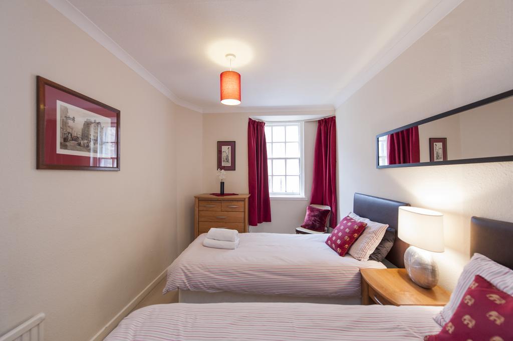Writers View, Royal Mile Apartment Edinburgh Luaran gambar
